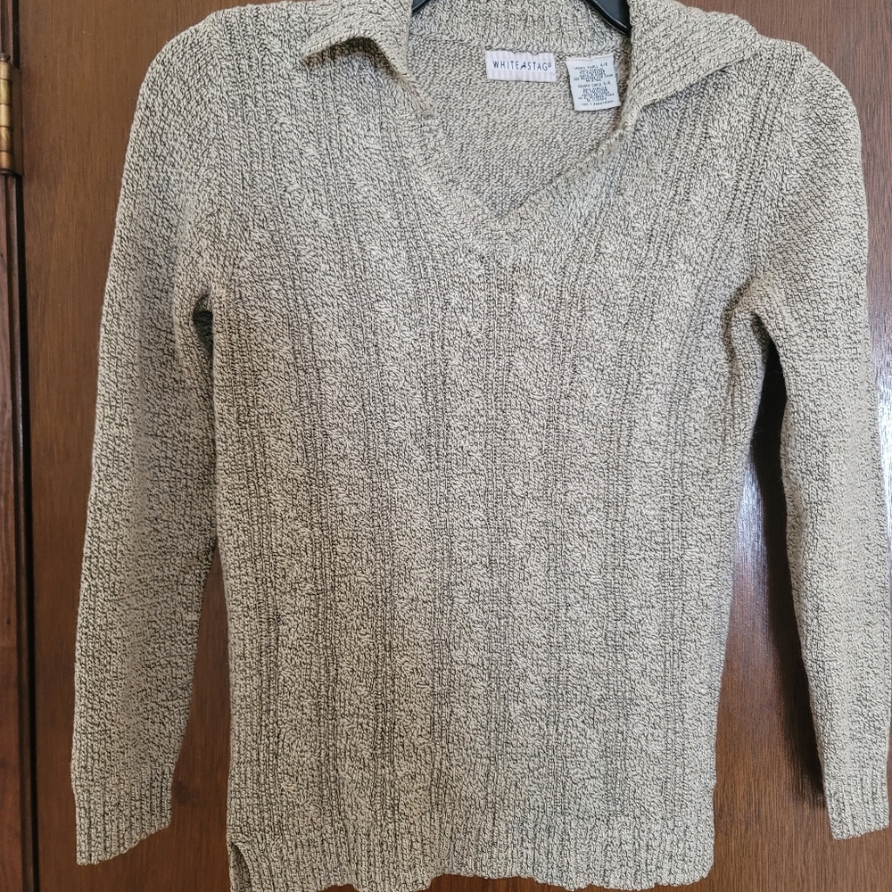White Stag Lady's V-neck Pullover Sweater